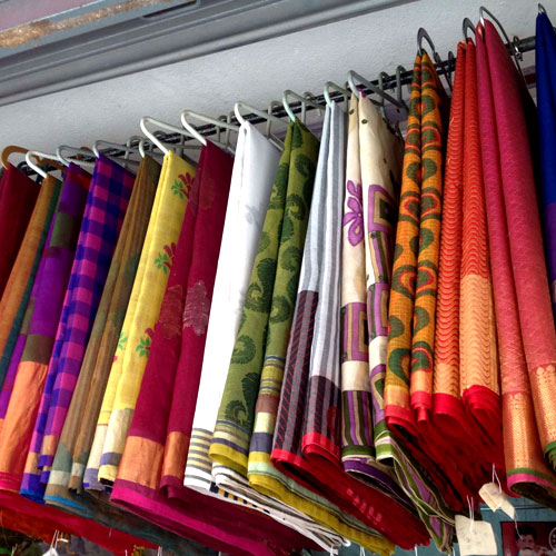 Sarees dry cleaning and washing in yelahanka